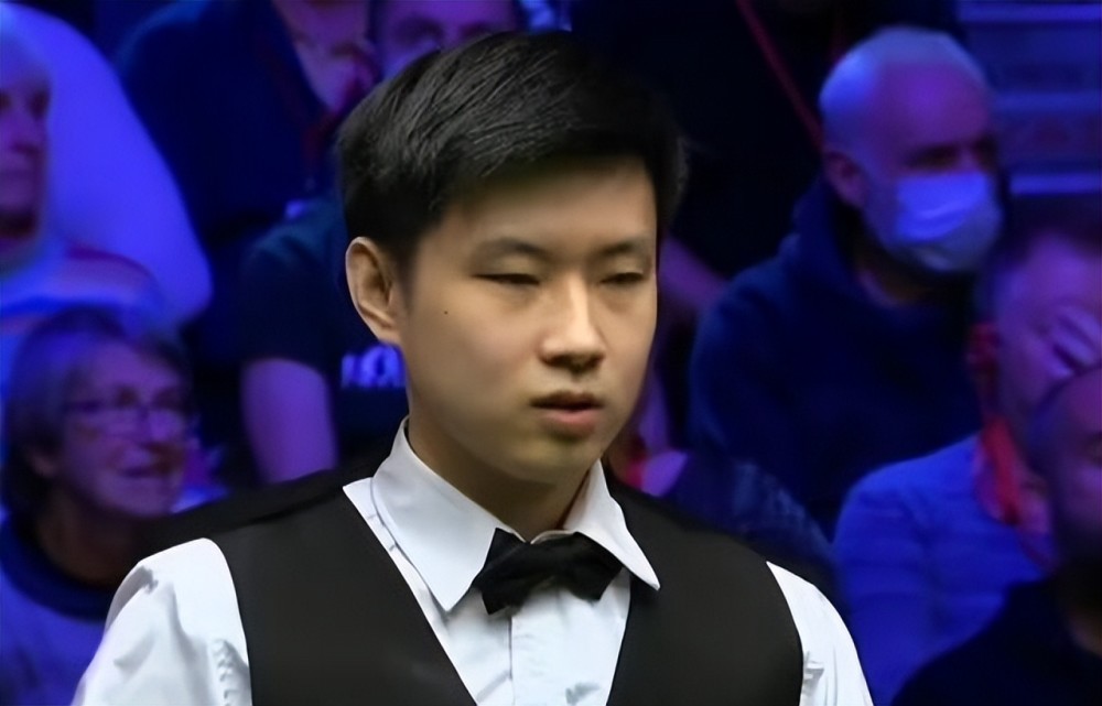 也展现了湖 也展现了湖