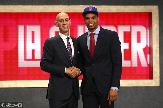 尽管只有九 尽管只有九