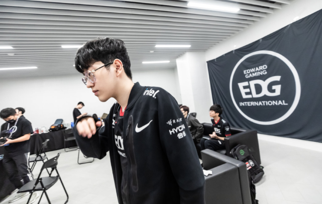 于天气原因 于天气原因