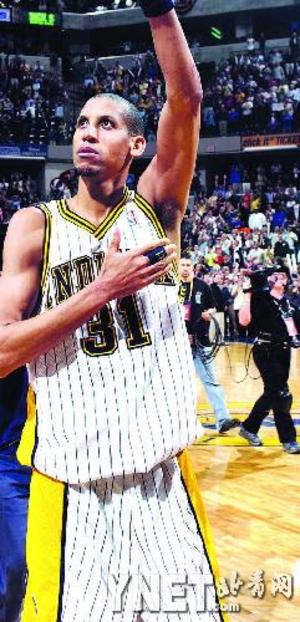 带领球队重 带领球队重